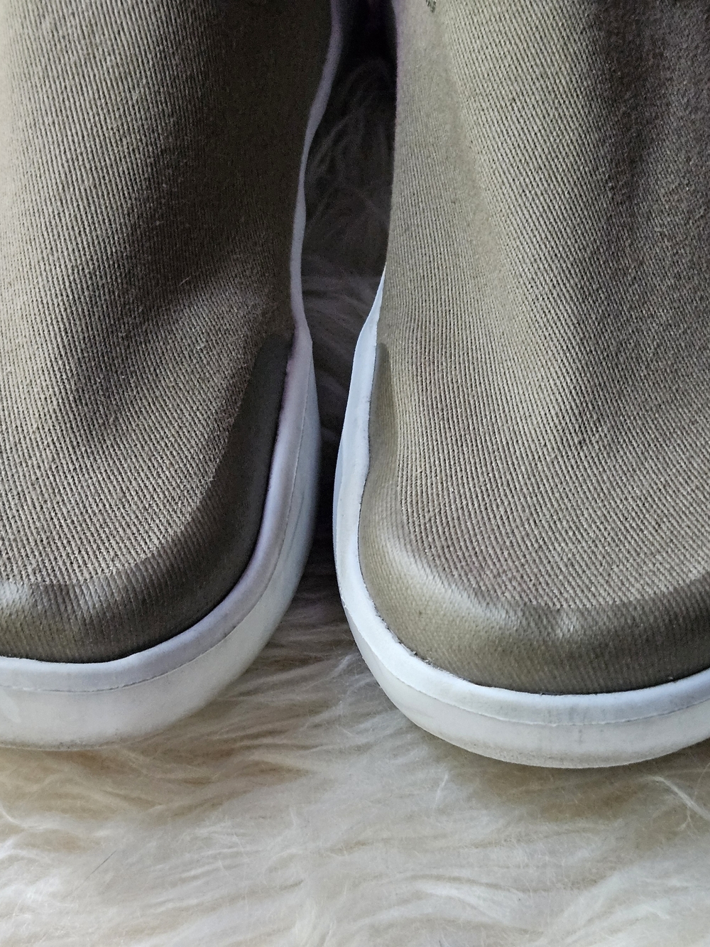 OOFOS OOmg eeZee Low Slip-On Recovery Shoes Taupe / White – Size - Picture 6 of 12